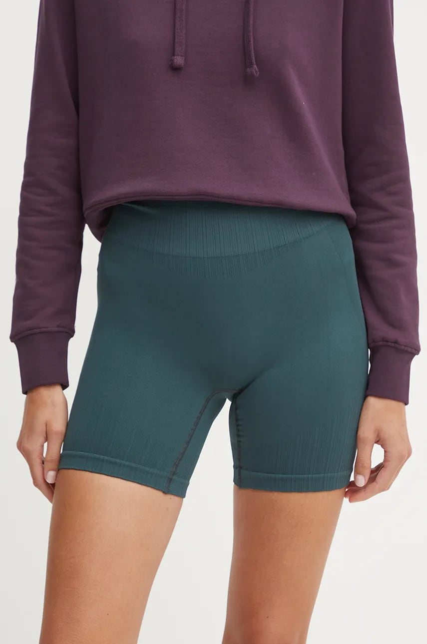 Hummel pantaloni scurți de antrenament Define culoarea verde, neted, high waist, 224138 Hummel pantaloni scurți de antrenament Define culoarea verde, neted, high waist, 224138