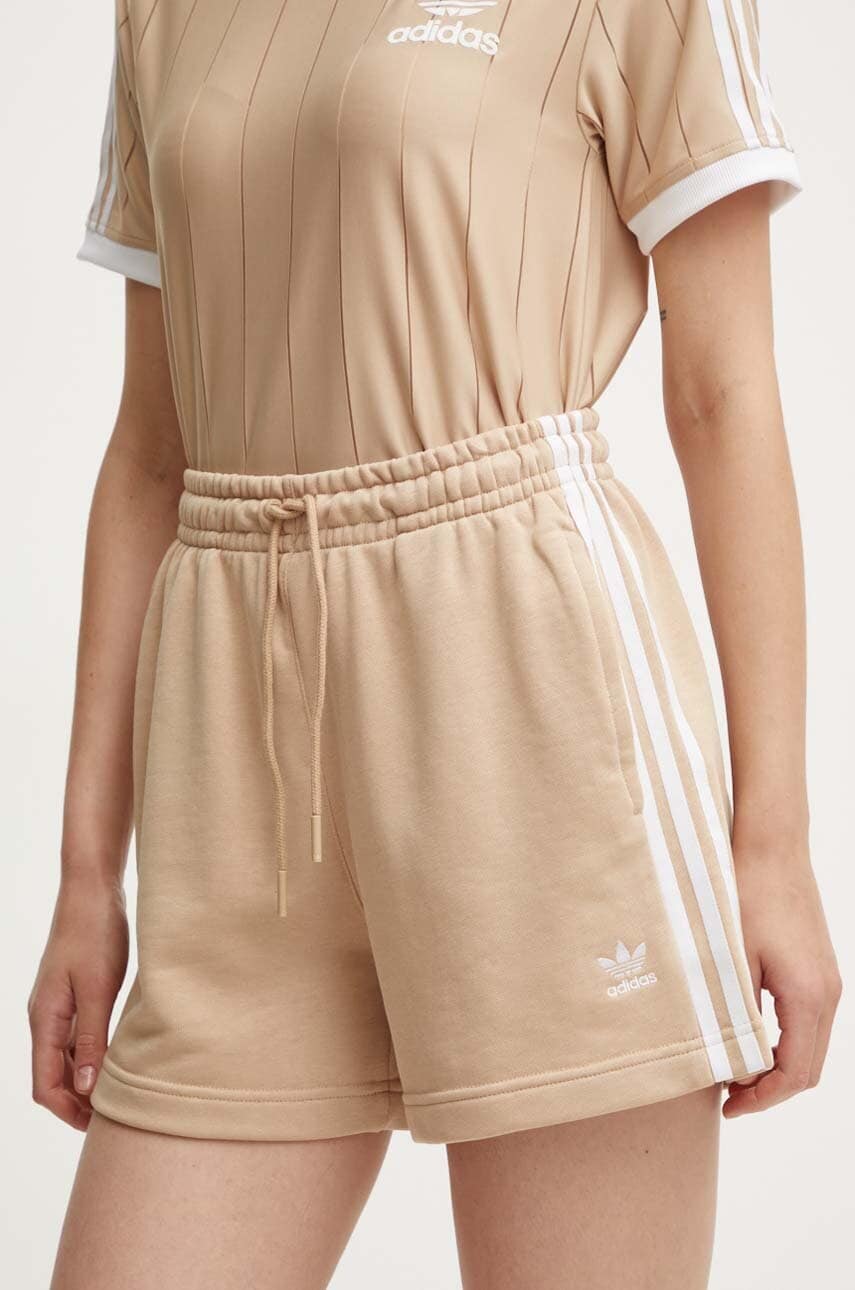 adidas Originals pantaloni scurti femei, culoarea bej, cu imprimeu, high waist, IY2159 adidas Originals pantaloni scurti femei, culoarea bej, cu imprimeu, high waist, IY2159