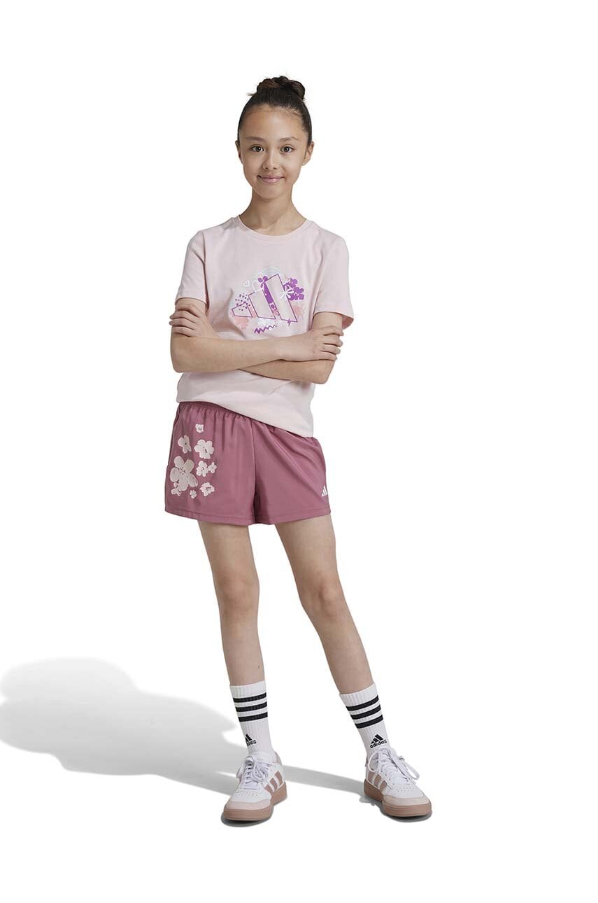 adidas pantaloni scurti copii JG TR-ES PRI SH culoarea roz, cu imprimeu, talie reglabila, IW3290 adidas pantaloni scurti copii JG TR-ES PRI SH culoarea roz, cu imprimeu, talie reglabila, IW3290