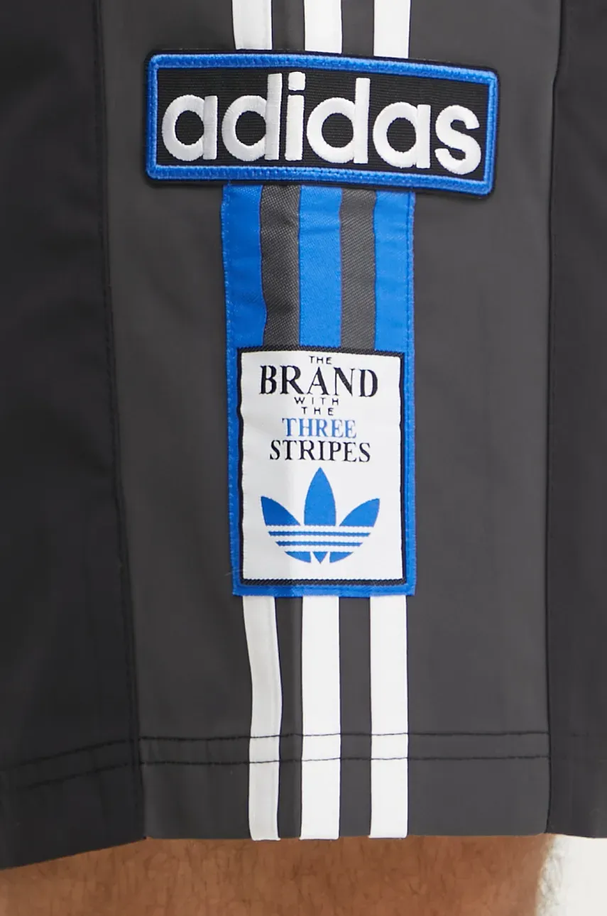 Kratke Hlače Adidas Originals Adicolor Moške, črna Barva, IY4849