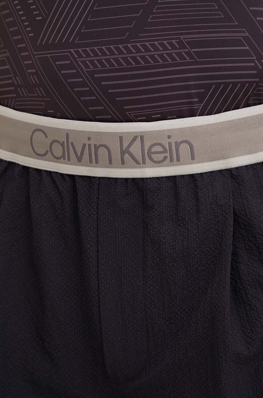 Шорти для тренувань Calvin Klein Performance колір чорний 00GMF4S810 
