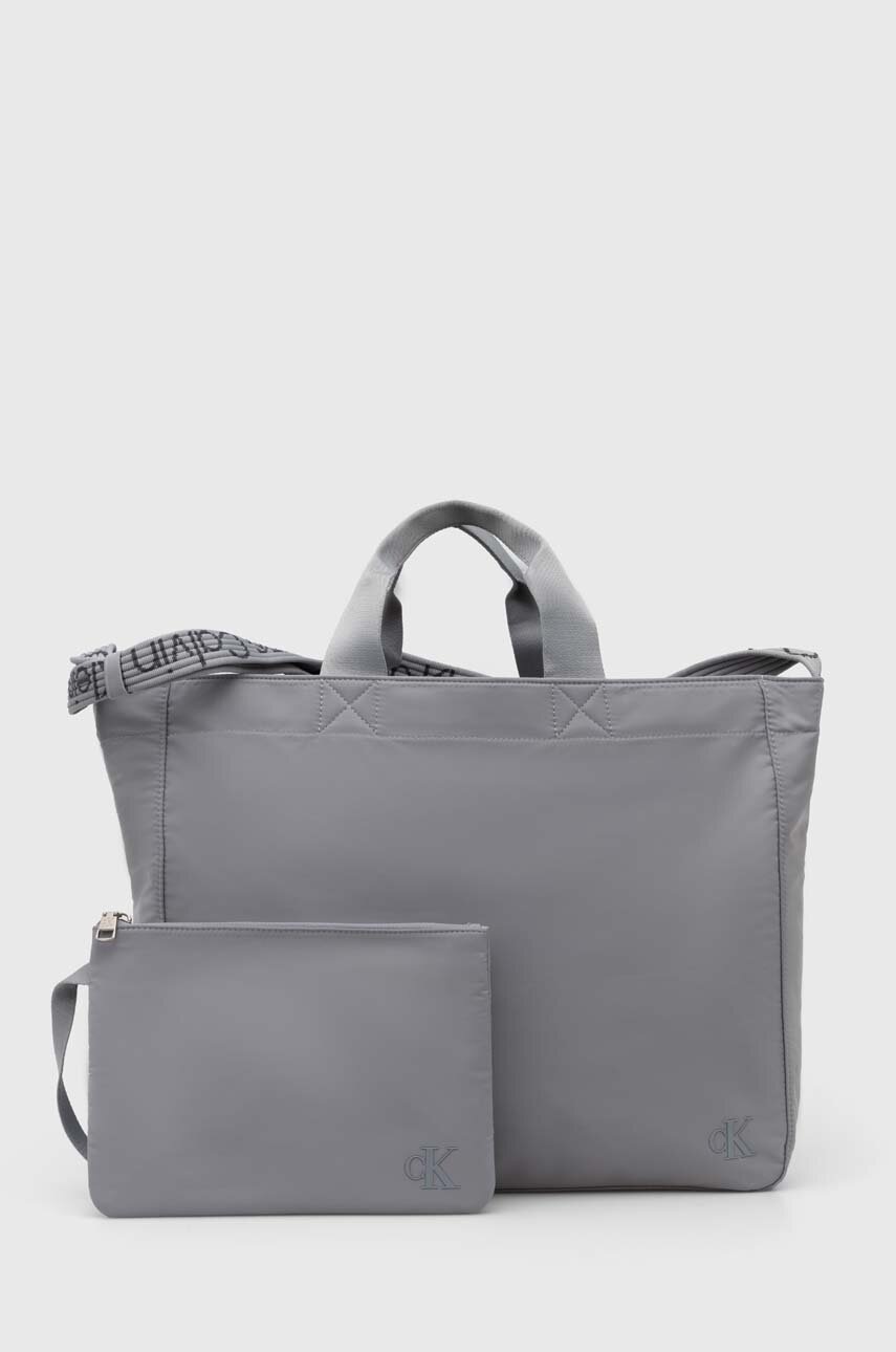 

Чанта Calvin Klein Jeans в сиво K60K612242, Сив