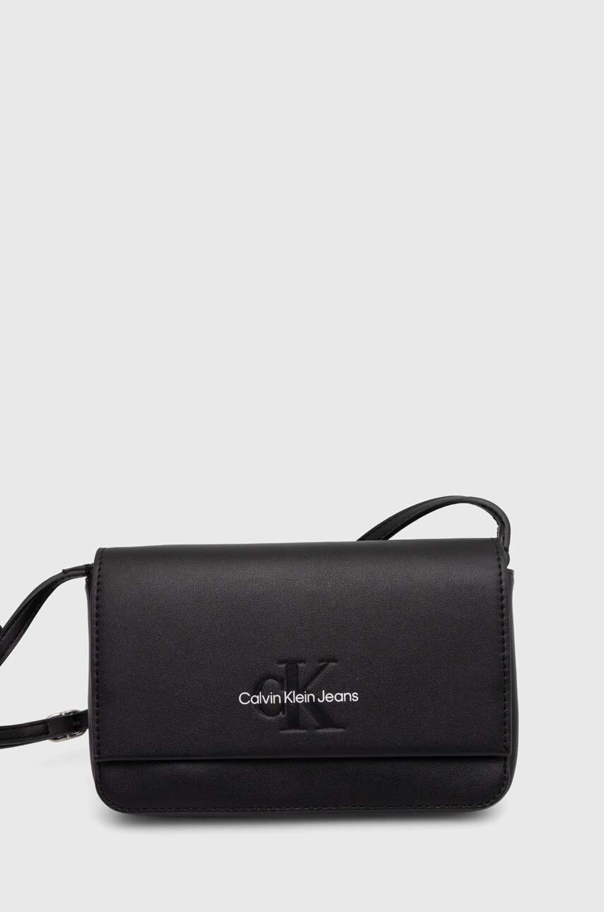 

Чанта Calvin Klein Jeans в черно K60K612375, Черен