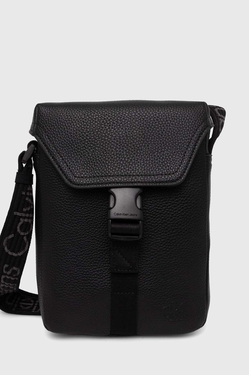 

Чанта през рамо Calvin Klein Jeans в черно K50K512021, Черен