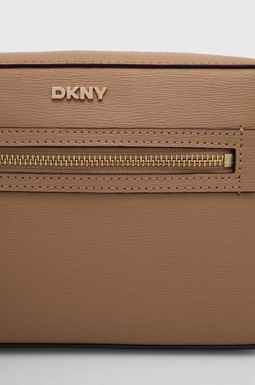 Δερμάτινη τσάντα Dkny χρώμα: μπεζ, R42E3E22 φωτογραφία