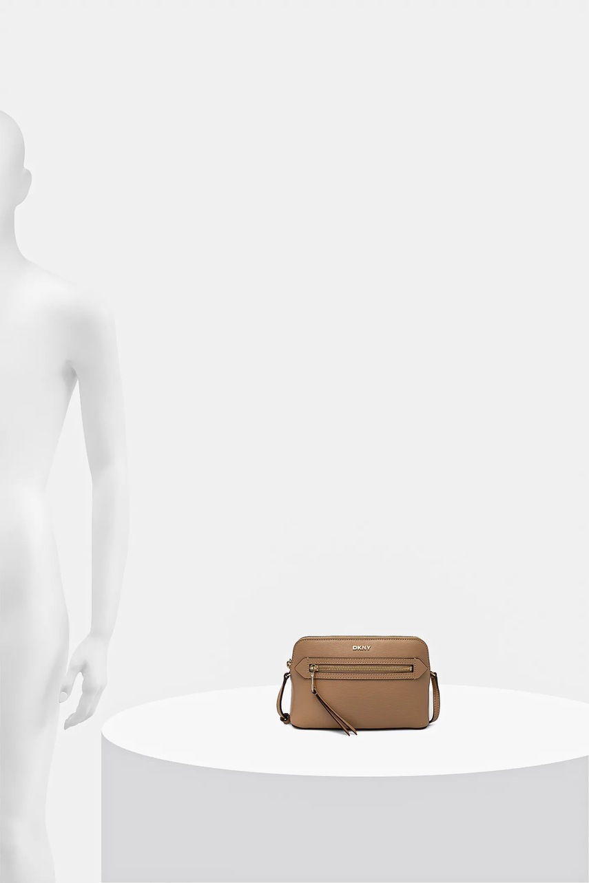 Δερμάτινη τσάντα Dkny χρώμα: μπεζ, R42EKE17 φωτογραφία