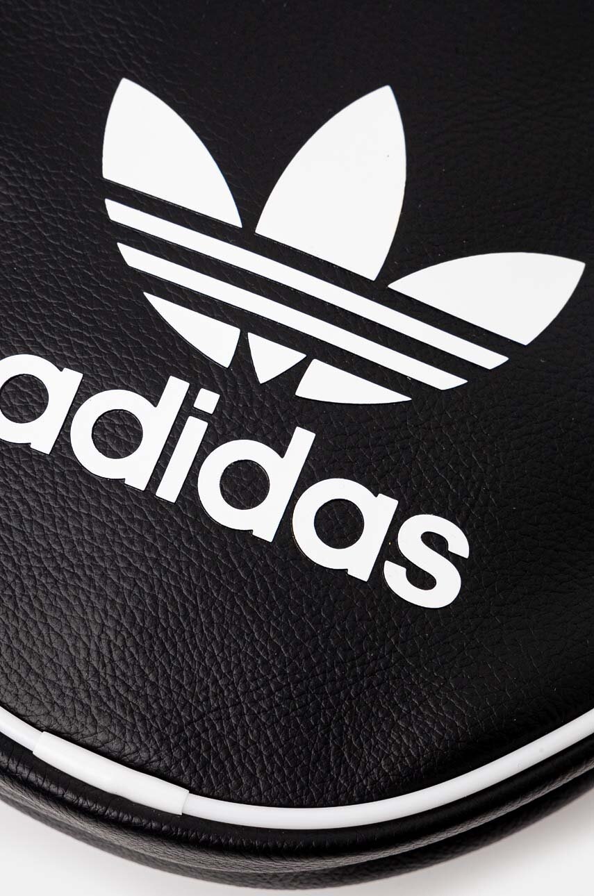 Τσάντα adidas Originals Adicolor χρώμα: μαύρο, IT7592 φωτογραφία