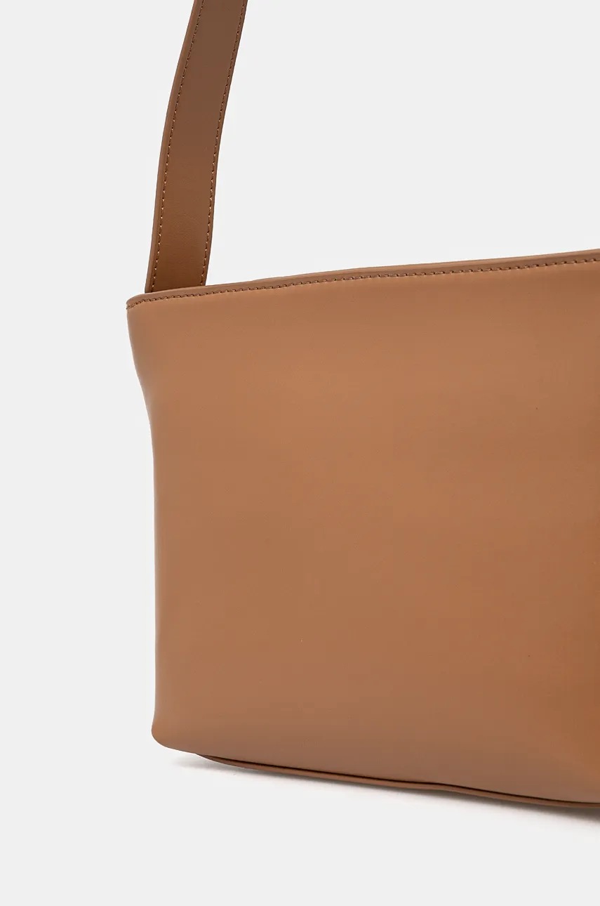 Τσάντα Calvin Klein χρώμα: καφέ, K60K612551 φωτογραφία