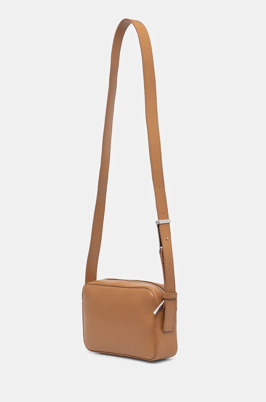 Сумочка Calvin Klein цвет коричневый K60K612555 Сумочка Calvin Klein цвет коричневый K60K612555