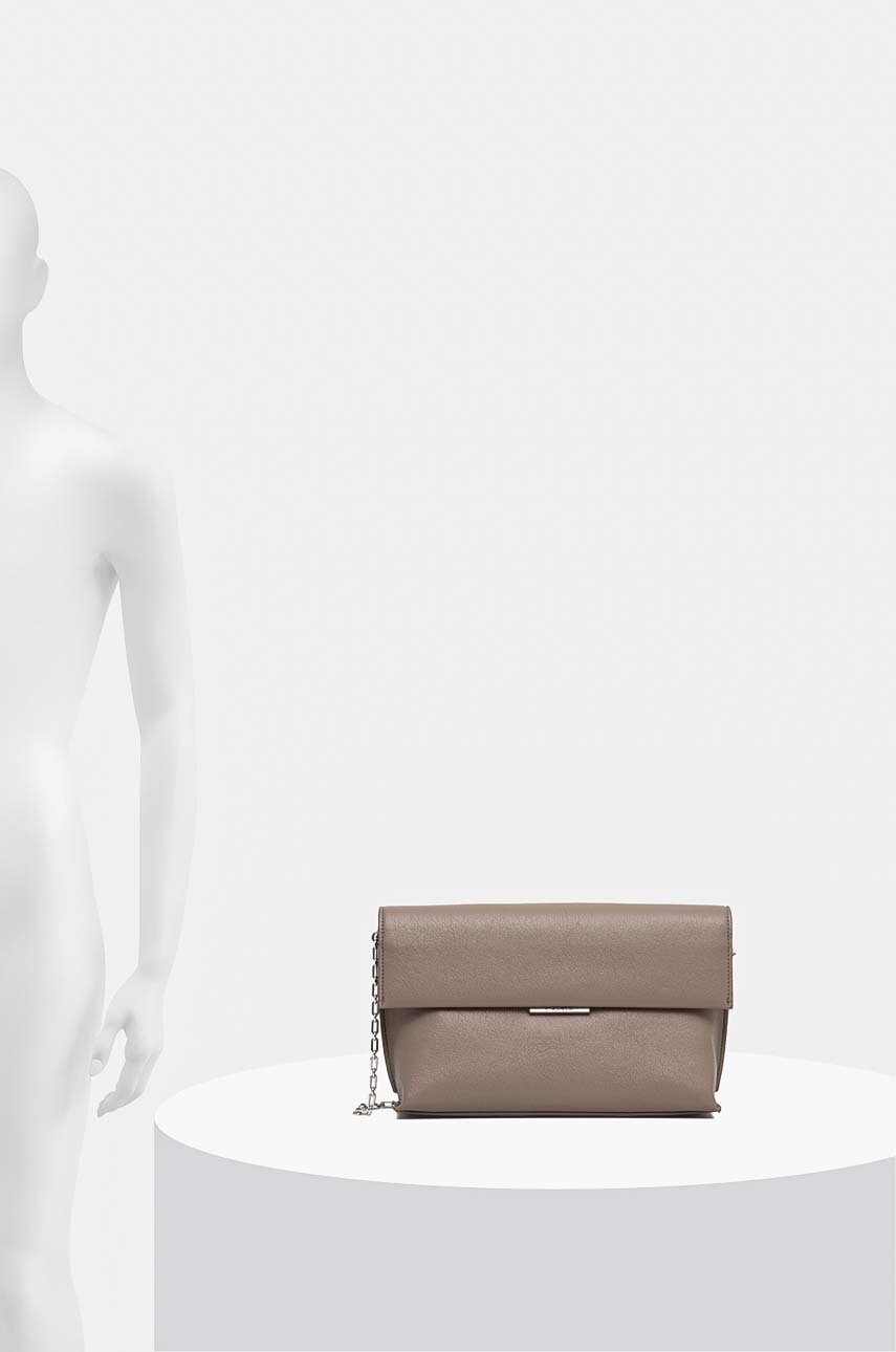Τσάντα Calvin Klein χρώμα: μπεζ, K60K612560 φωτογραφία