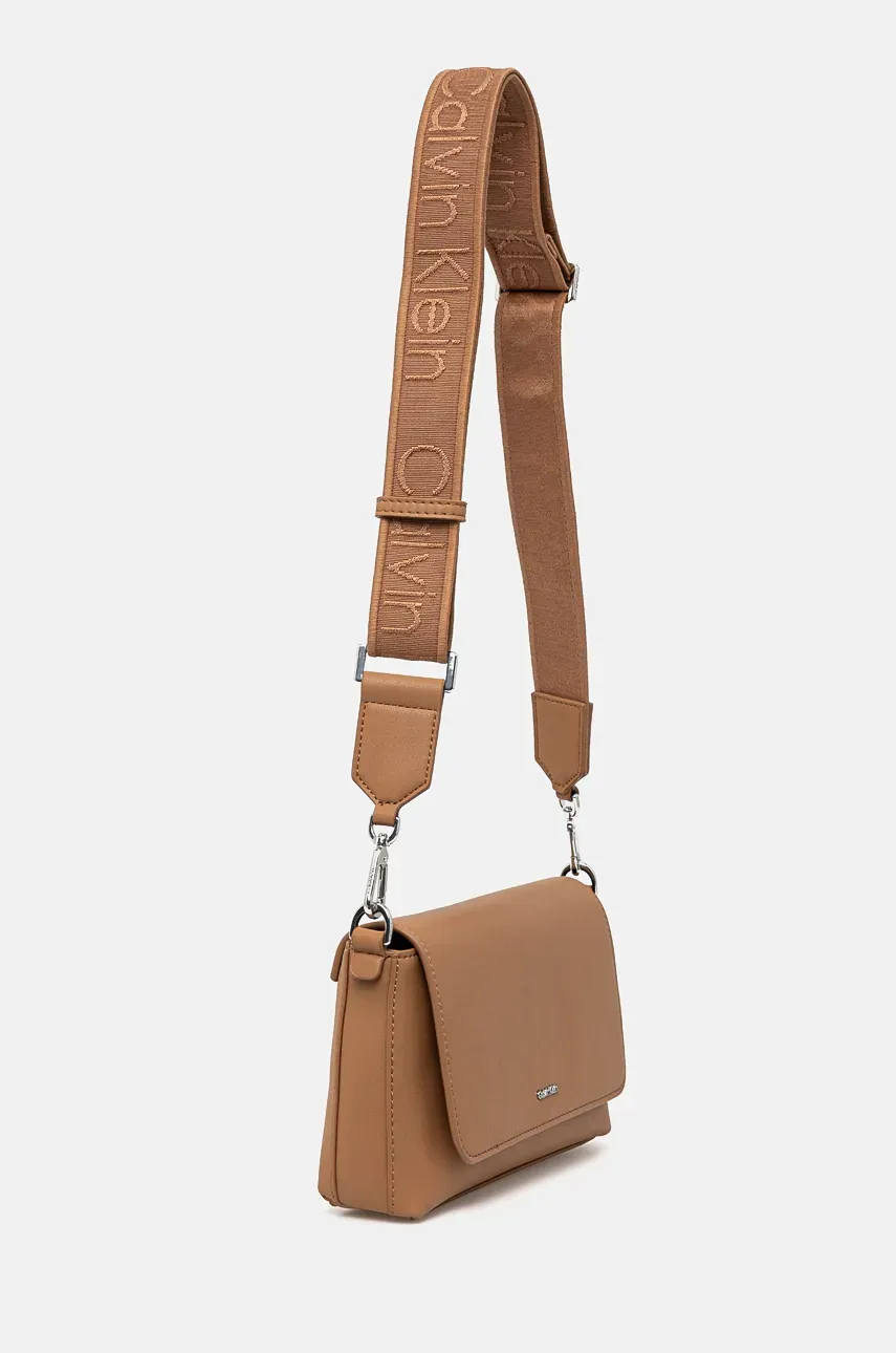 Сумочка Calvin Klein цвет коричневый K60K612902 Сумочка Calvin Klein цвет коричневый K60K612902