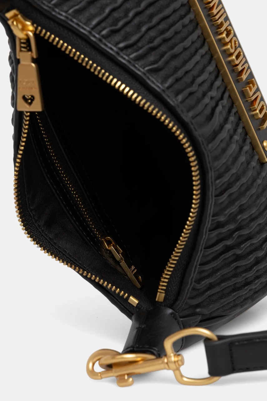 Δερμάτινη τσάντα Love Moschino χρώμα: μαύρο, JC4357PP0L φωτογραφία