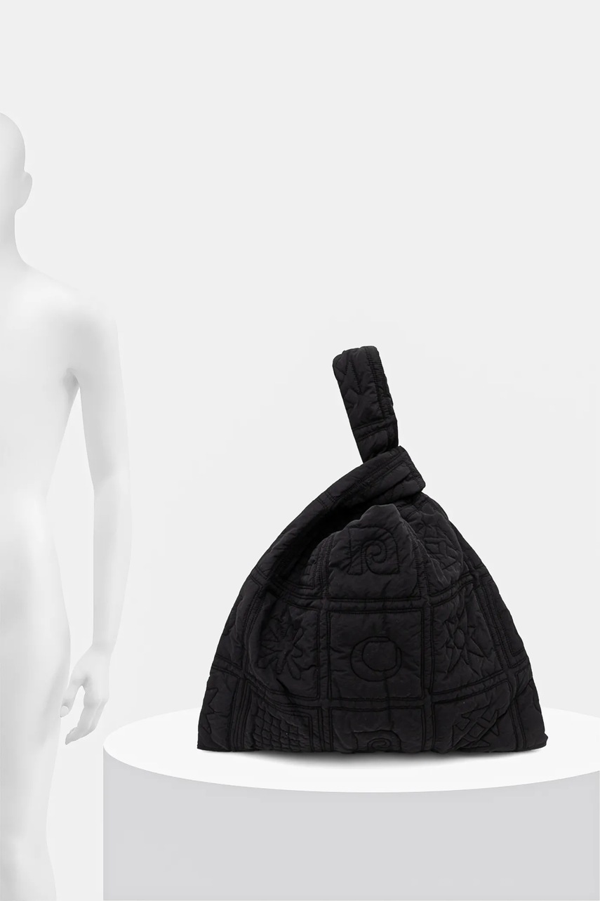 Τσάντα Nanushka JEN LARGE χρώμα: μαύρο, NW24FWBT11351 φωτογραφία