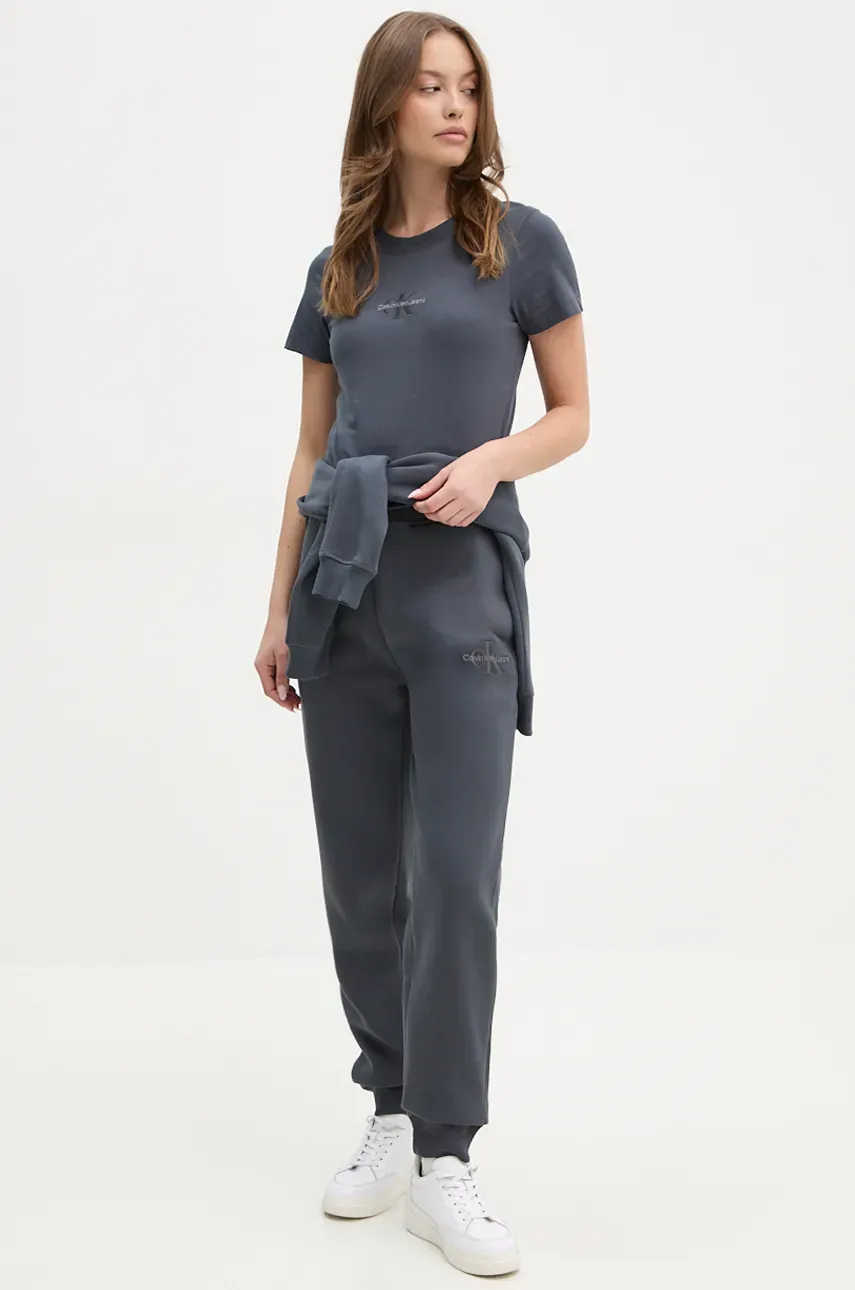 Хлопковая футболка Calvin Klein Jeans женская цвет серый J20J223563 Хлопковая футболка Calvin Klein Jeans женская цвет серый J20J223563