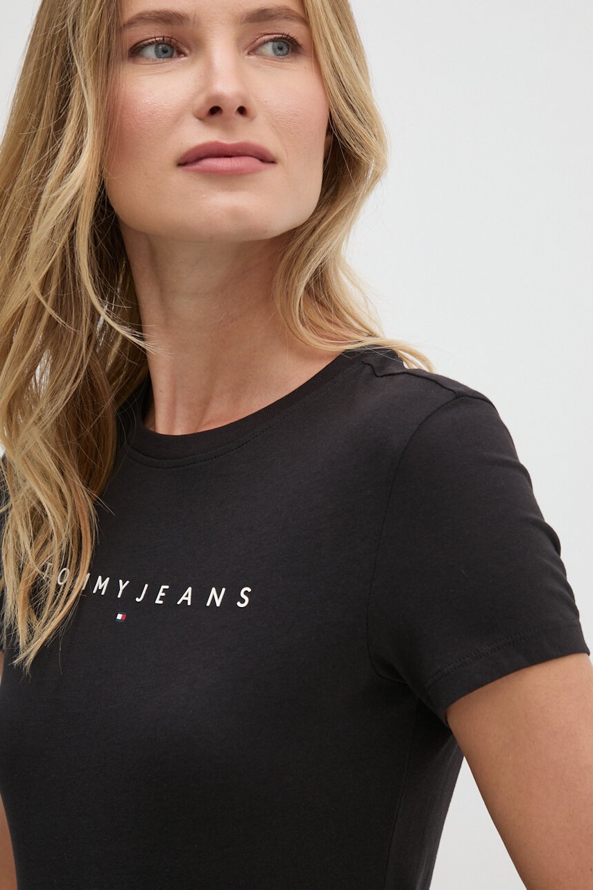 Βαμβακερό μπλουζάκι Tommy Jeans γυναικείο, χρώμα: μαύρο, DW0DW18398 φωτογραφία