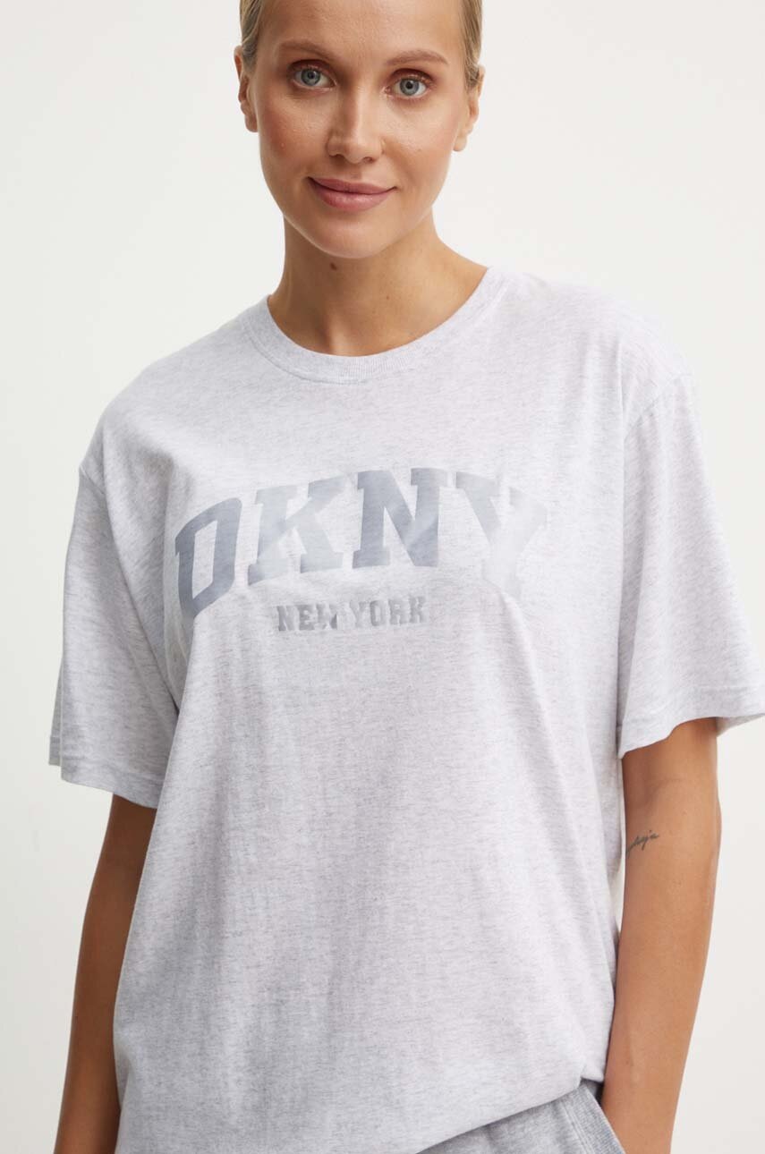 

Памучна тениска Dkny в сиво DP4T9812, Сив