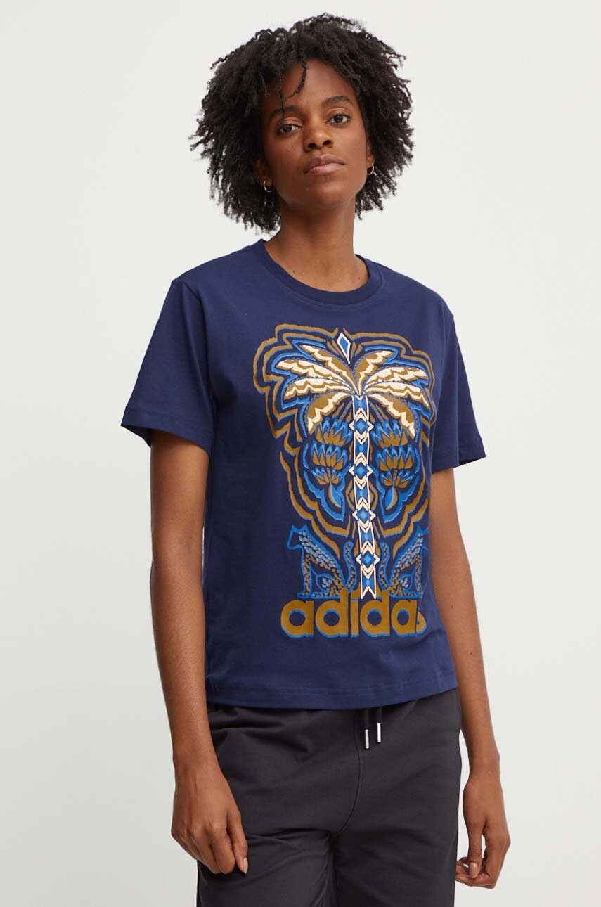 

Памучна тениска adidas x Farm Rio в тъмносиньо IV9758, Тъмносин