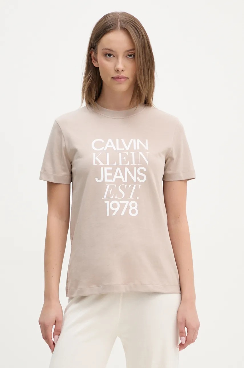 

Памучна тениска Calvin Klein Jeans в бежово J20J224910, Бежов