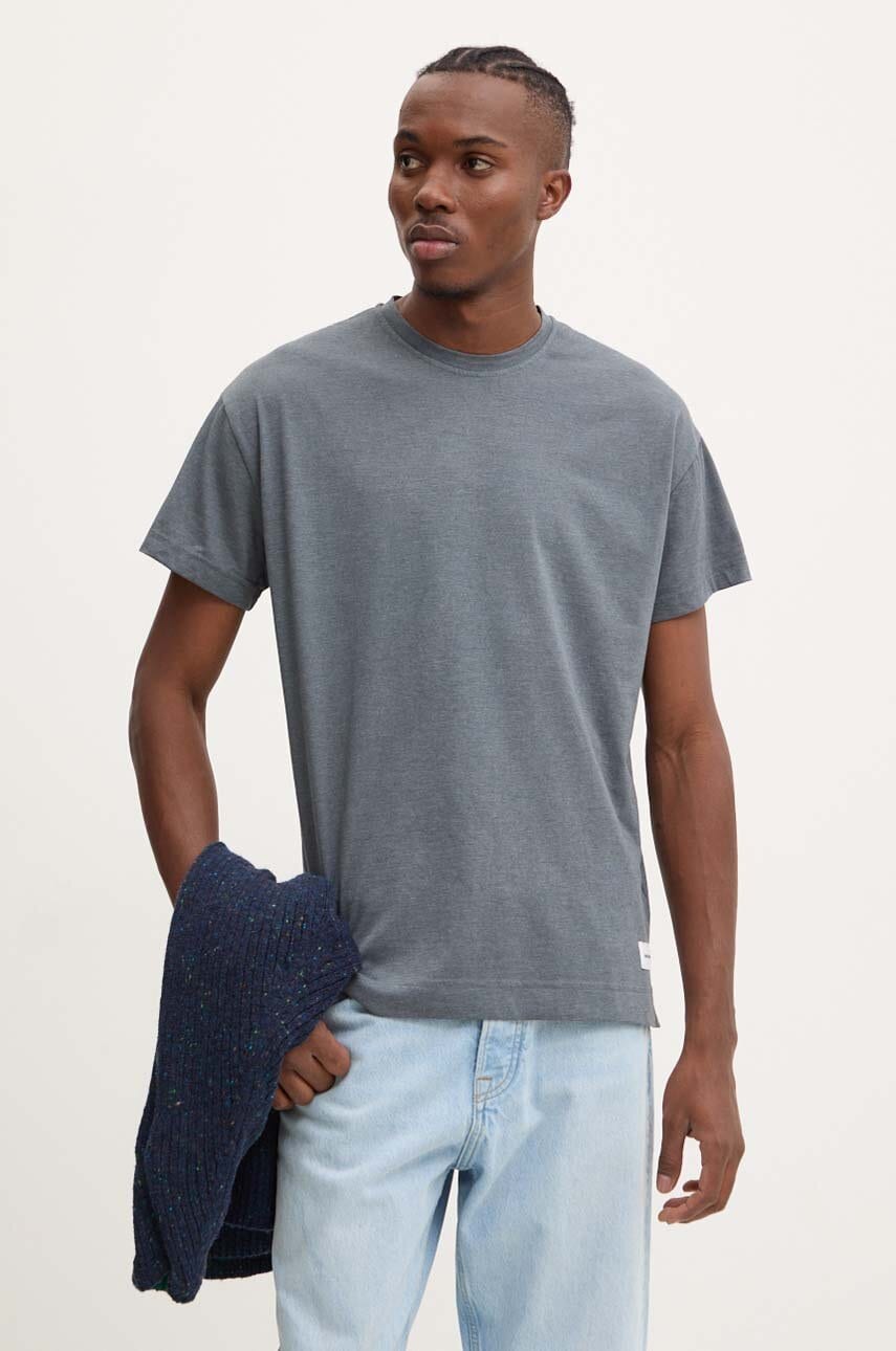 Samsoe Samsoe tricou SACHARLES barbati, culoarea gri, neted, M24200031 Samsoe Samsoe tricou SACHARLES barbati, culoarea gri, neted, M24200031