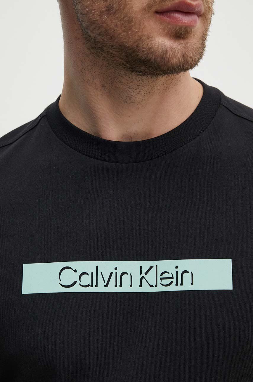 Pamučna Majica Calvin Klein Za Muškarce, Boja: Crna, S Tiskom, K10K113110