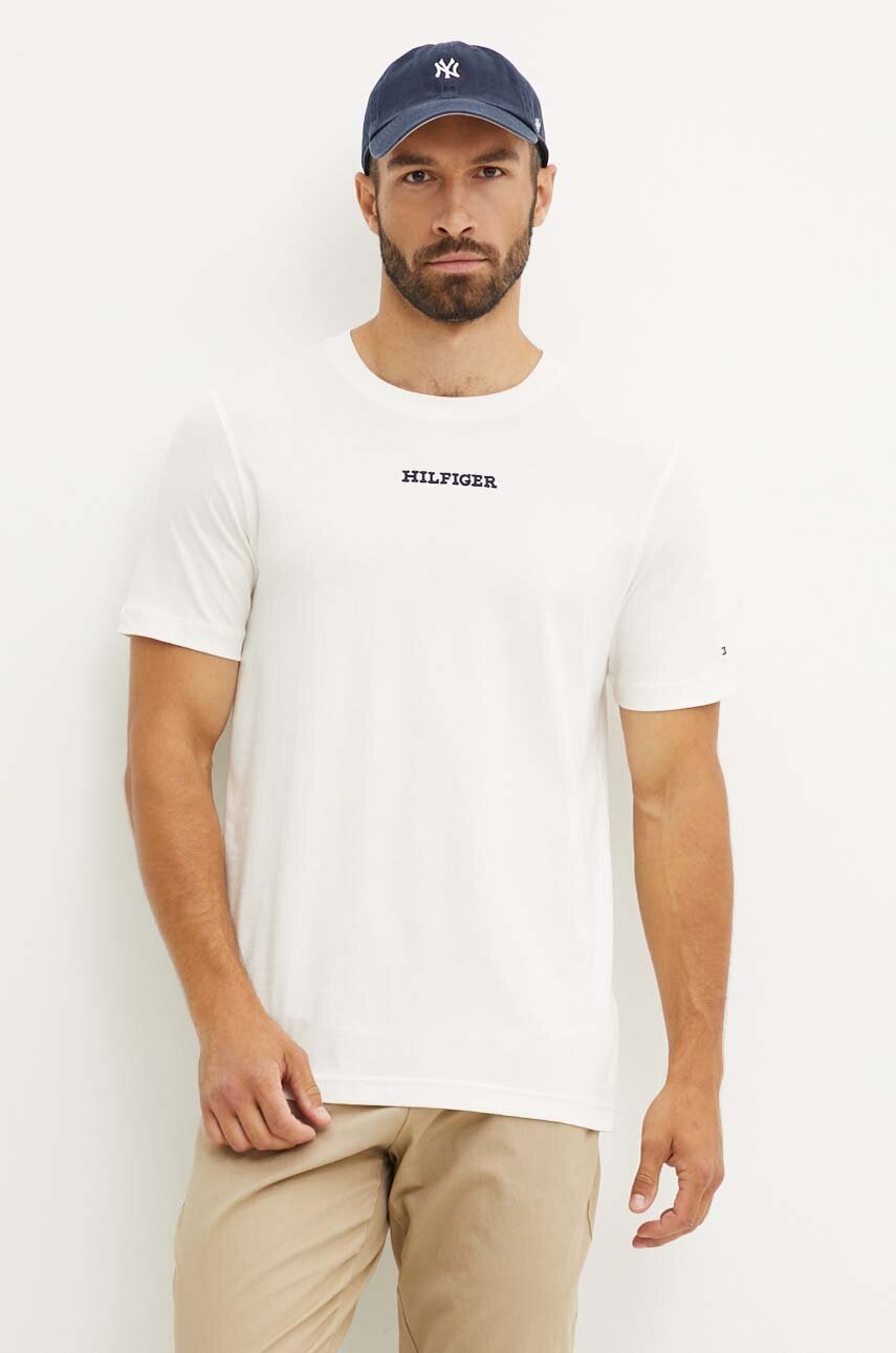 

Памучна тениска Tommy Hilfiger в бежово с апликация MW0MW36210, Бежов