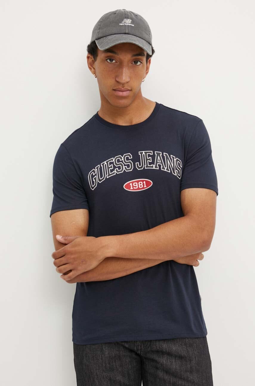 Levně Bavlněné tričko Guess Jeans tmavomodrá barva, s potiskem, M4YI57 K8HM0