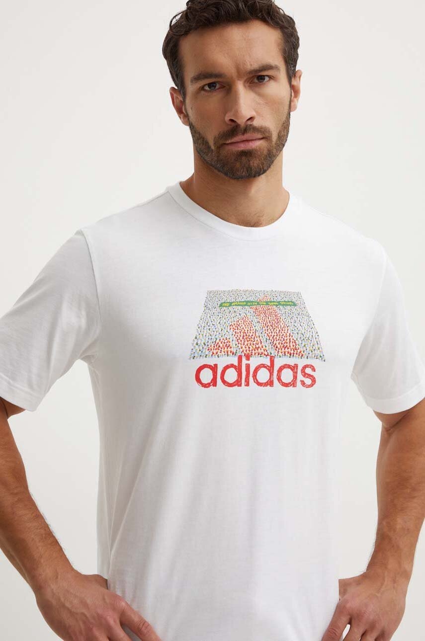 

Памучна тениска adidas в бежово с принт IW2640, Бежов