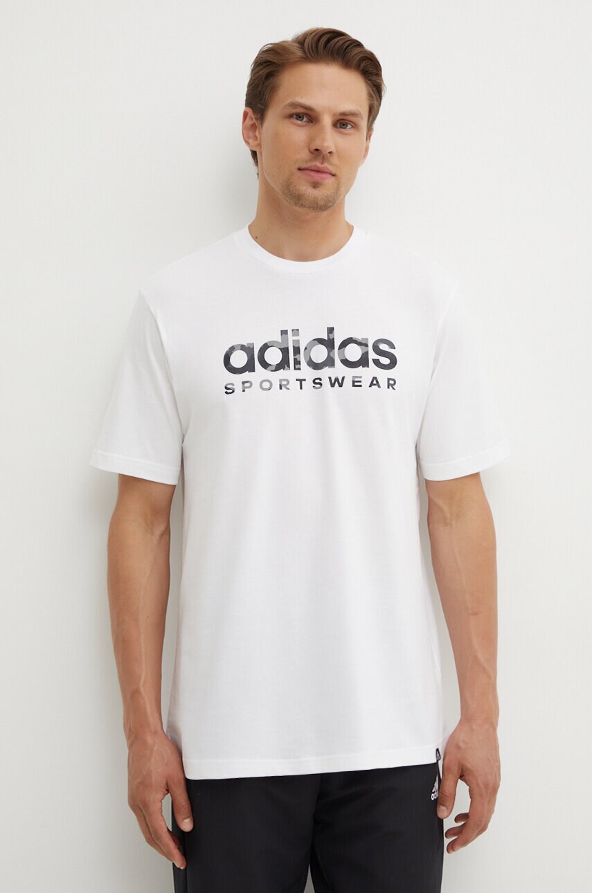 

Памучна тениска adidas Camo в бяло с принт IW2674, Бял