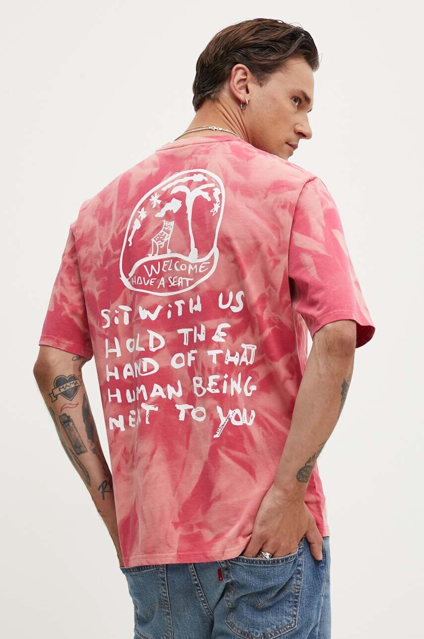 Desigual tricou din bumbac ARMANDO barbati, culoarea roz, modelator, 24WMTK08