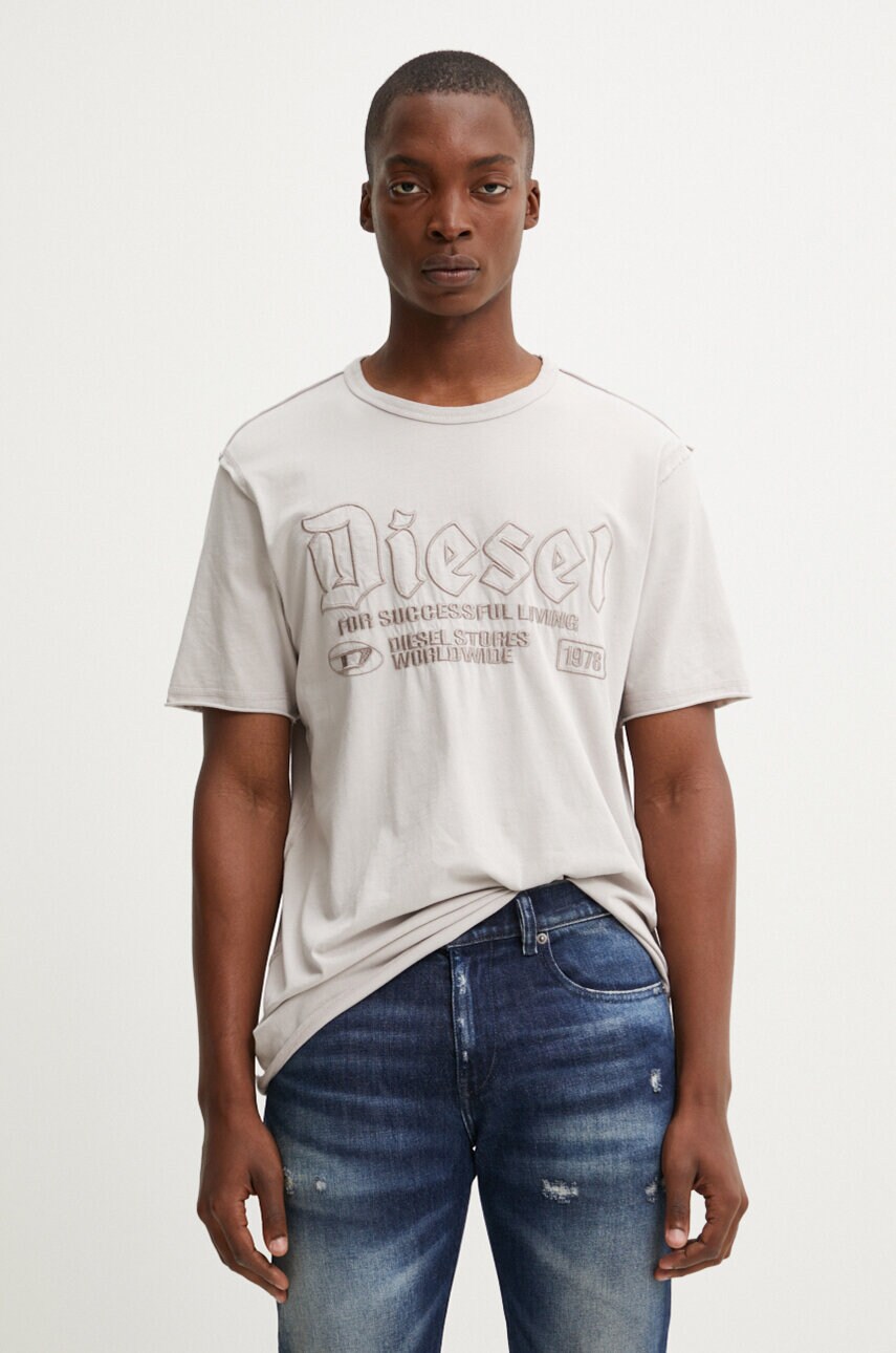 Diesel tricou din bumbac T-RAWJUST barbati, culoarea bej, cu imprimeu, A14016.0KMAH