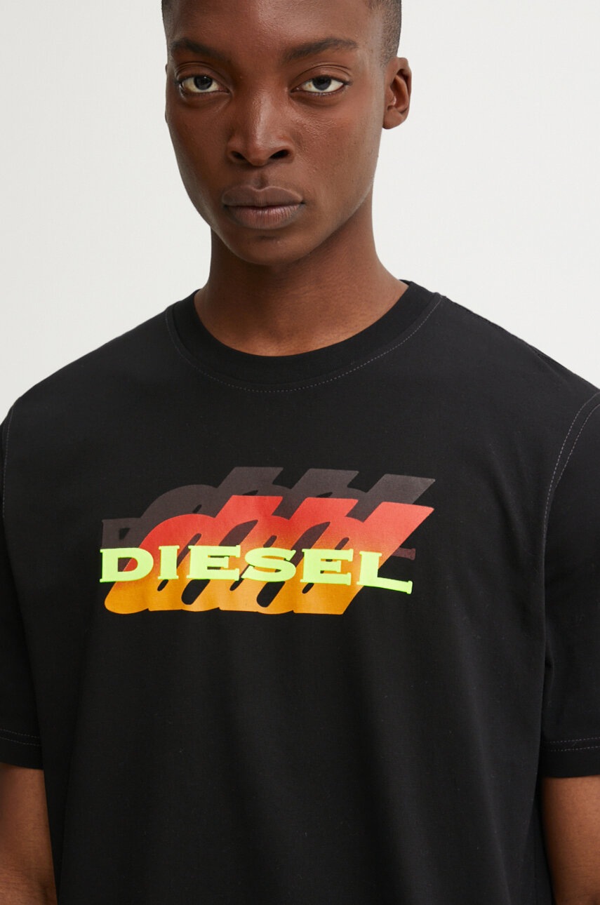 

Памучна тениска Diesel T-ADJUST-K5 в черно с принт A14824.0GRAI, Черен