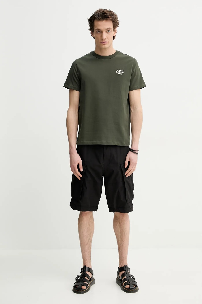 Хлопковая футболка A.P.C. standard rue madame GOTS цвет зелёный с аппликацией COHBU.M26388 Хлопковая футболка A.P.C. standard rue madame GOTS цвет зелёный с аппликацией COHBU.M26388