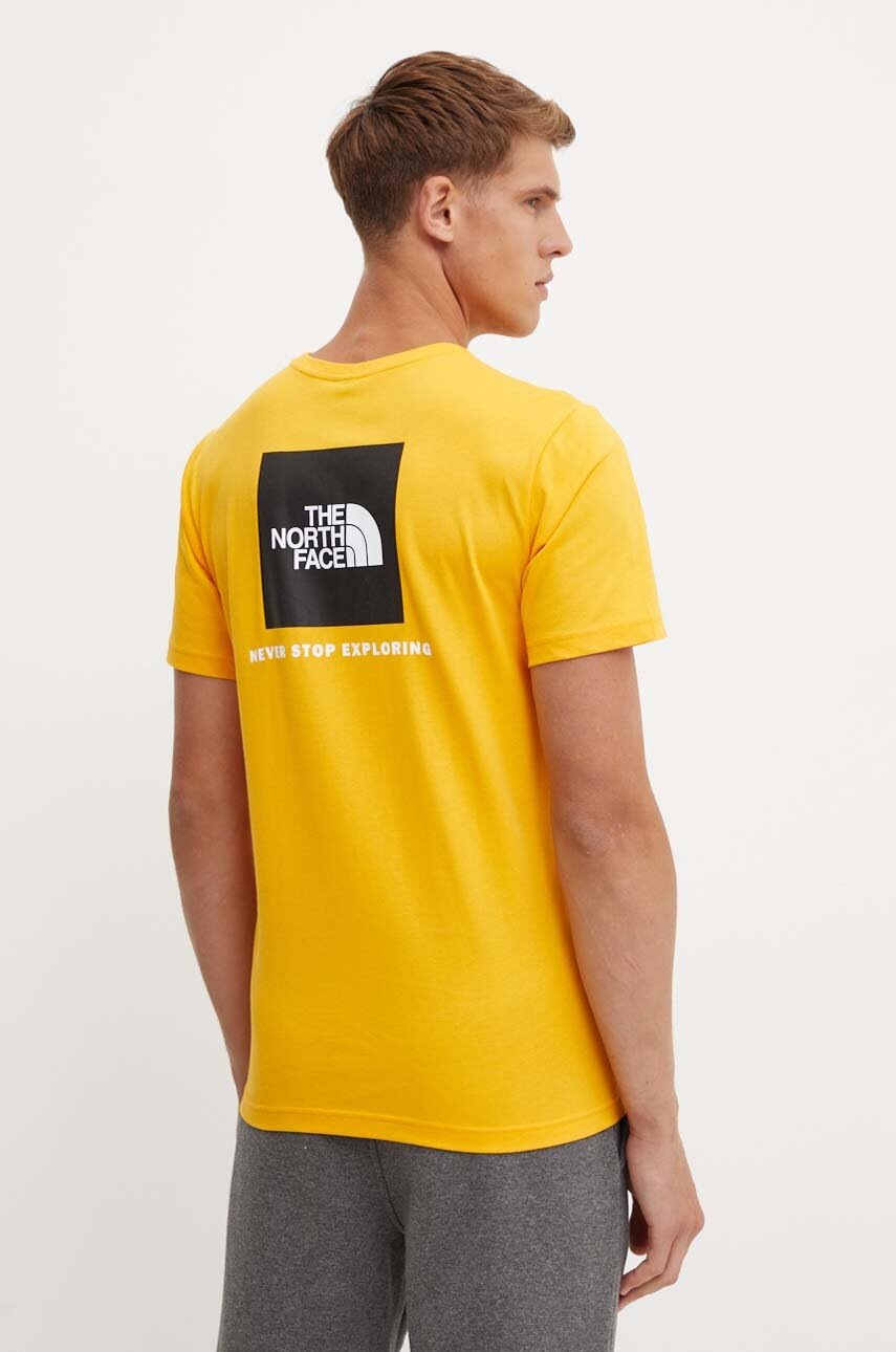 The North Face tricou din bumbac S/S Redbox Tee barbati, culoarea galben, cu imprimeu, NF0A87NPZU31
