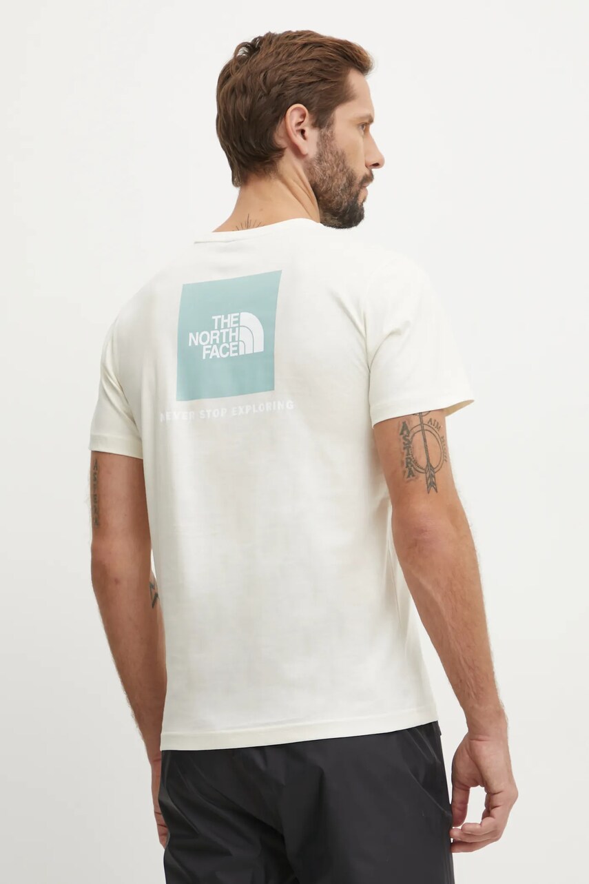 The North Face tricou din bumbac Redbox barbati, culoarea bej, cu imprimeu, NF0A87NP9IX1