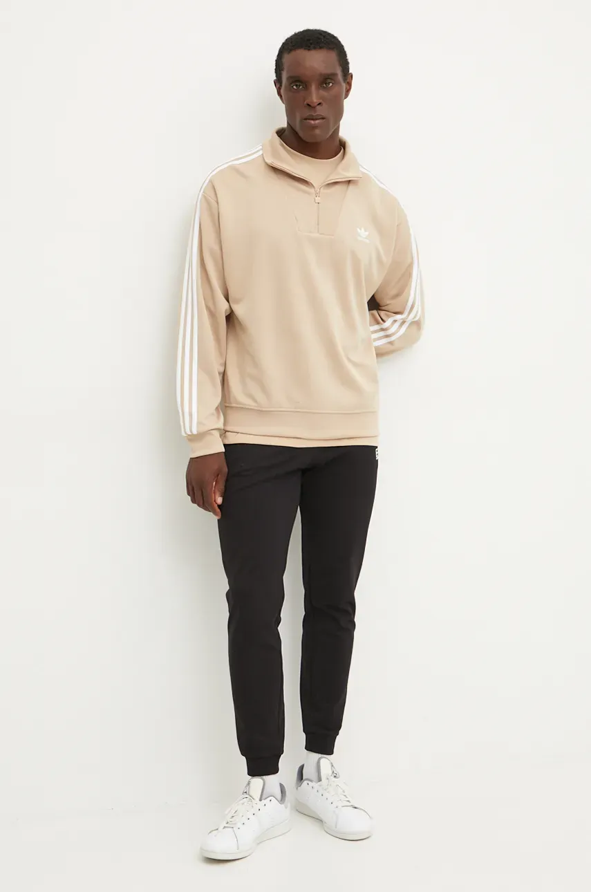 Хлопковая футболка adidas Originals мужская цвет бежевый с принтом IX6747 Хлопковая футболка adidas Originals мужская цвет бежевый с принтом IX6747