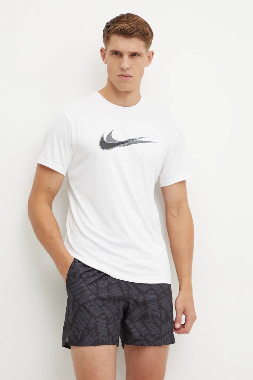Nike tricou sport Stacked Swoosh culoarea alb, cu imprimeu, NESSE512