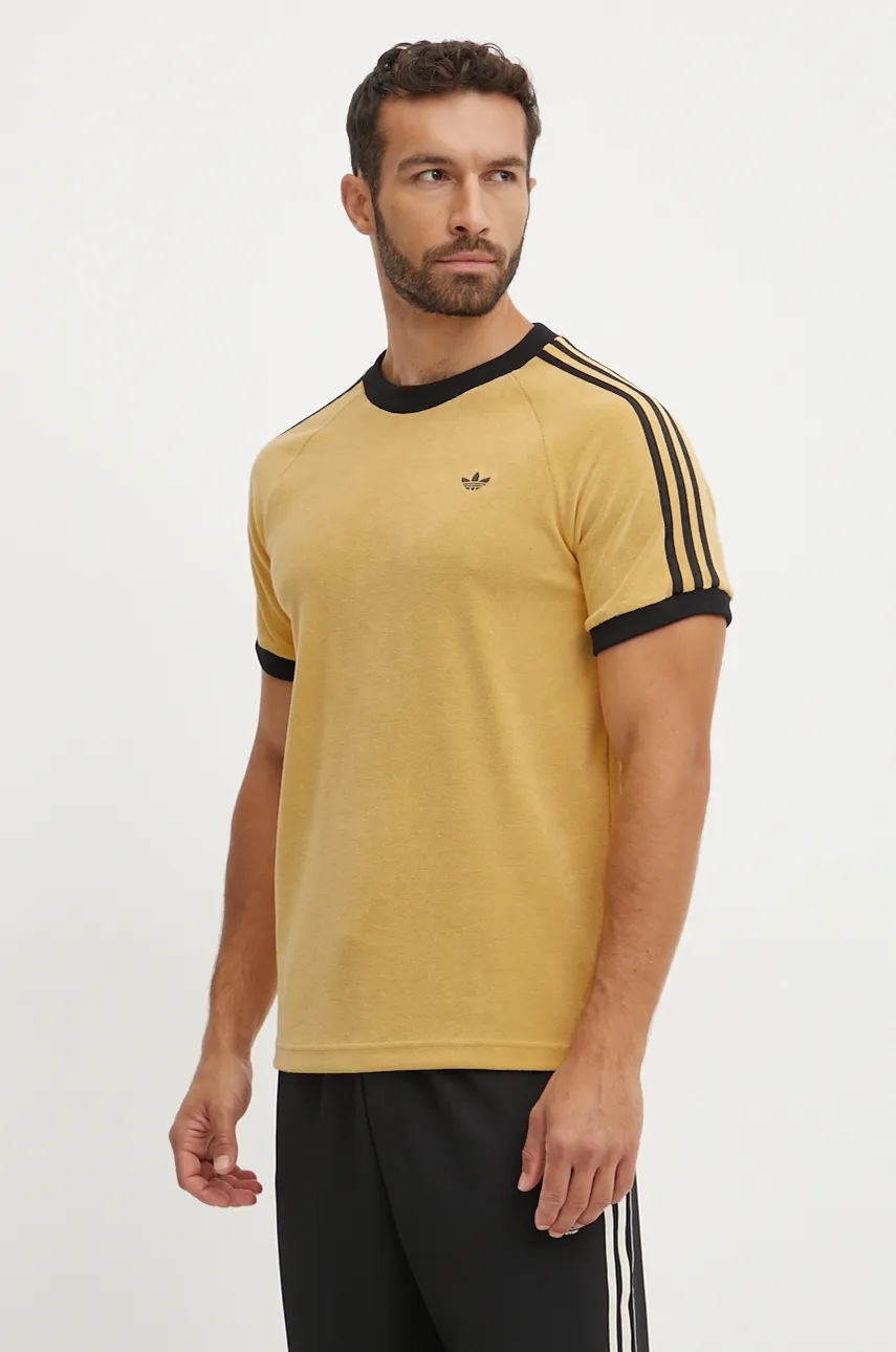 

Тениска adidas Originals Cali Tee в жълто с апликация JL9557, Жълт