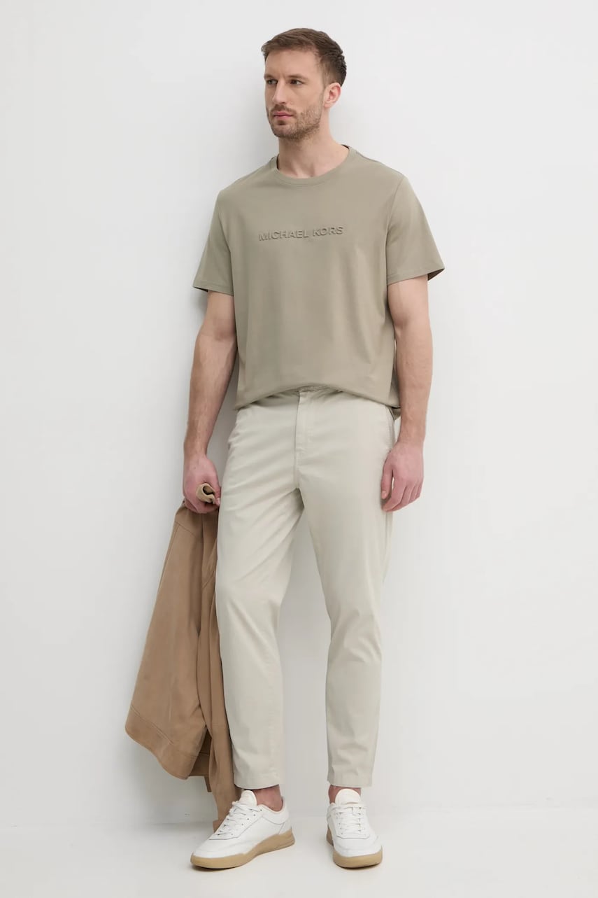 Хлопковая футболка Michael Kors мужская цвет чёрный с аппликацией CF4529H1V2 Хлопковая футболка Michael Kors мужская цвет чёрный с аппликацией CF4529H1V2