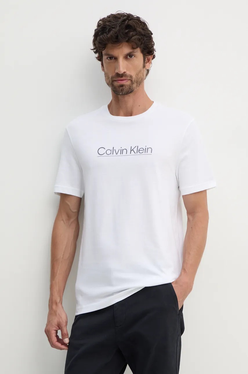 

Памучна тениска Calvin Klein в бяло с апликация K10K113587, Бял