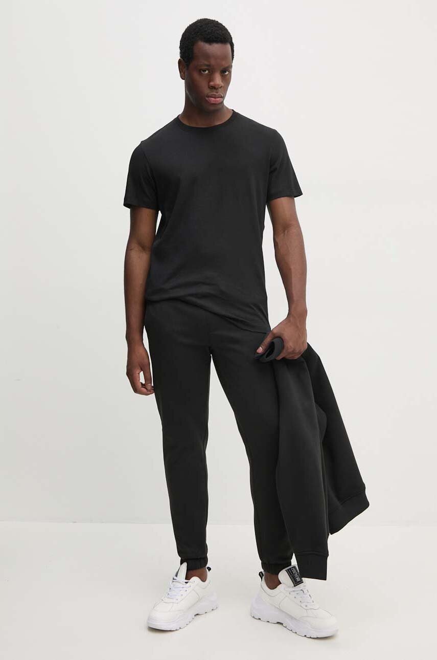 Βαμβακερό μπλουζάκι Calvin Klein Jeans ανδρικό, χρώμα: μαύρο, J30J326159 φωτογραφία