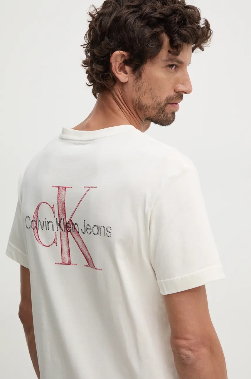 

Памучна тениска Calvin Klein Jeans в бежово с изчистен дизайн J30J326866, Бежов