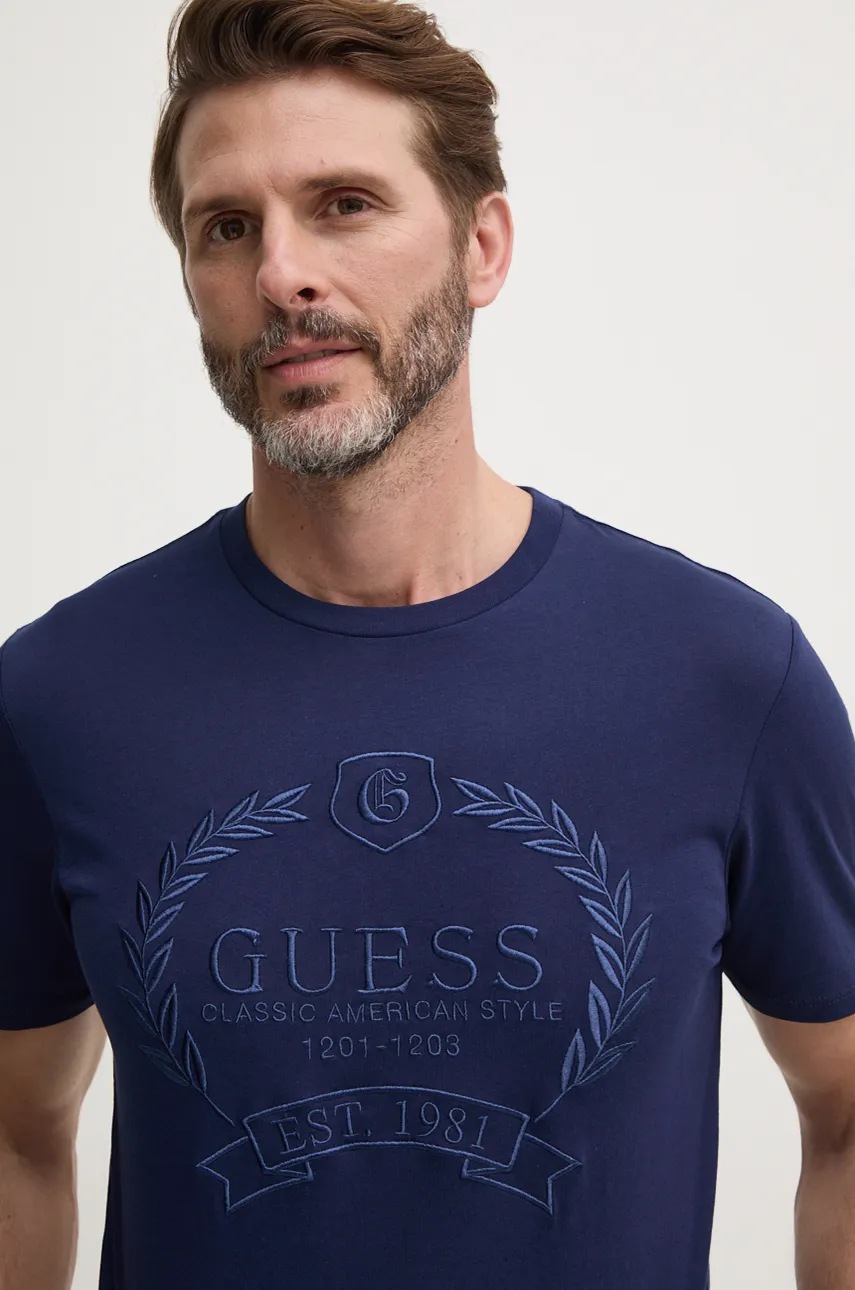 

Памучна тениска Guess в бежово с апликация M4BI65.K9RM1, Тъмносин