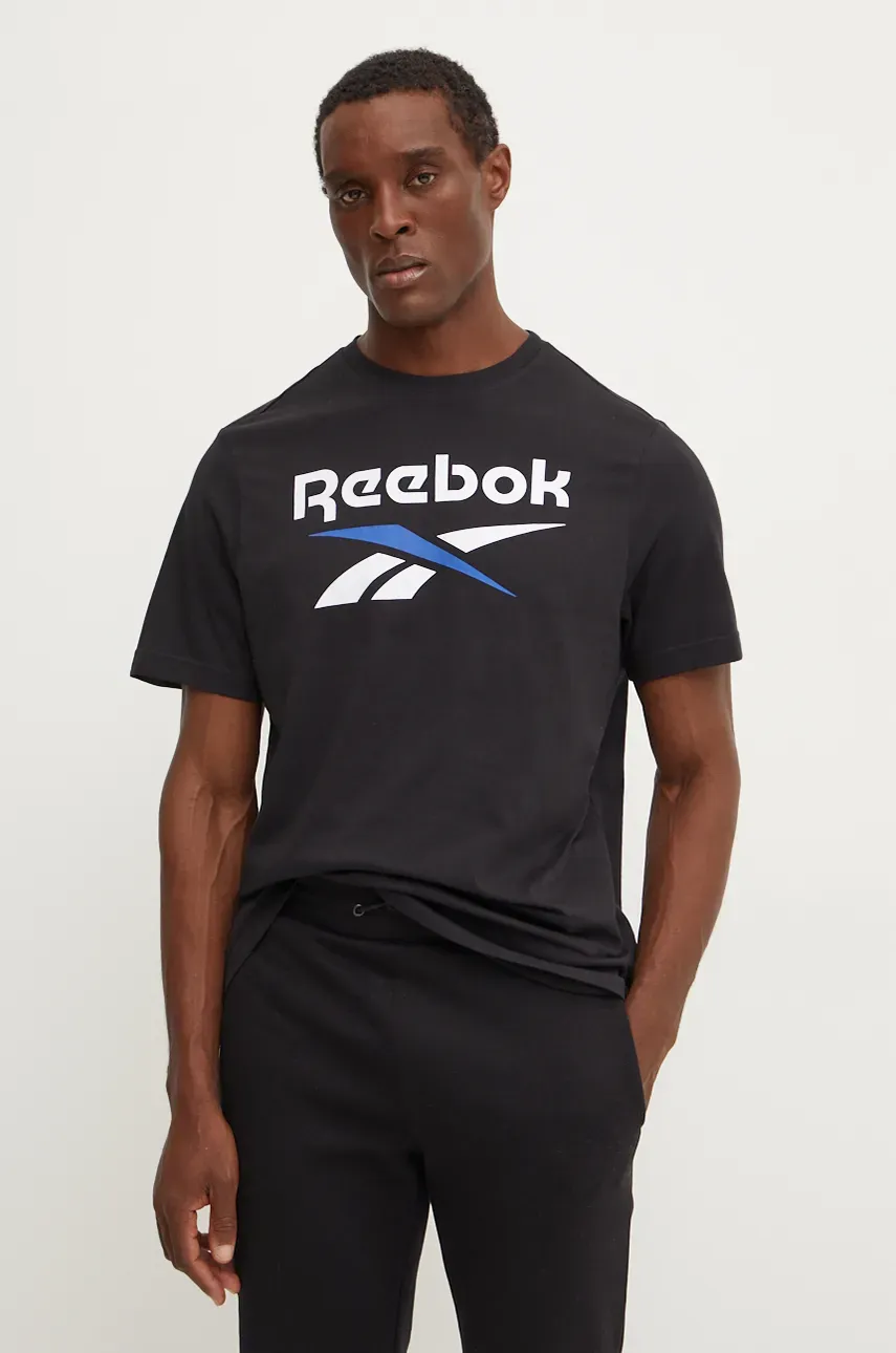 Хлопковая футболка Reebok мужская цвет чёрный с принтом 100206029 Хлопковая футболка Reebok мужская цвет чёрный с принтом 100206029
