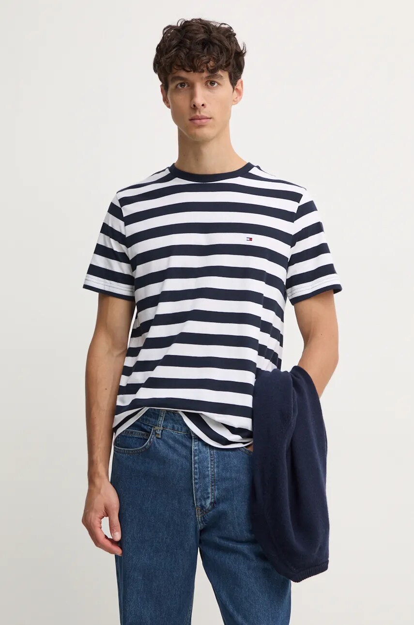 

Памучна тениска Tommy Hilfiger в синьо с изчистен дизайн MW0MW37267, Тъмносин