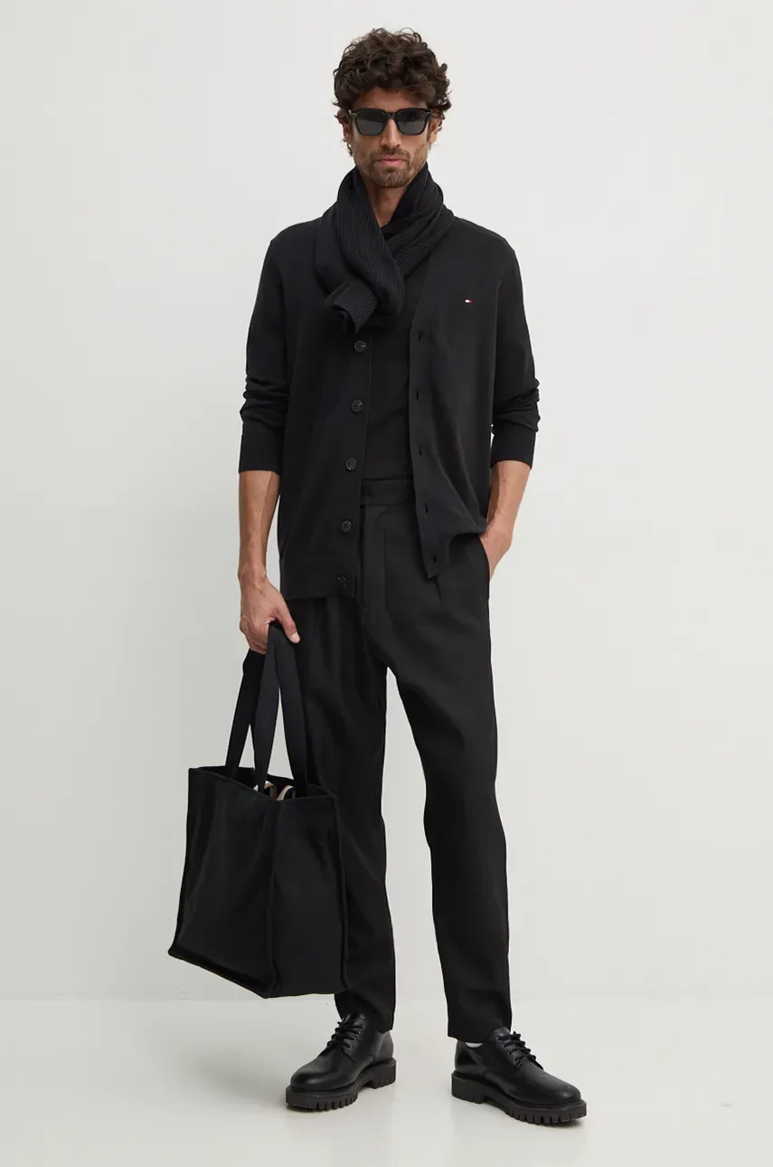 Хлопковая футболка Tommy Hilfiger мужская цвет чёрный однотонная MW0MW37267 Хлопковая футболка Tommy Hilfiger мужская цвет чёрный однотонная MW0MW37267