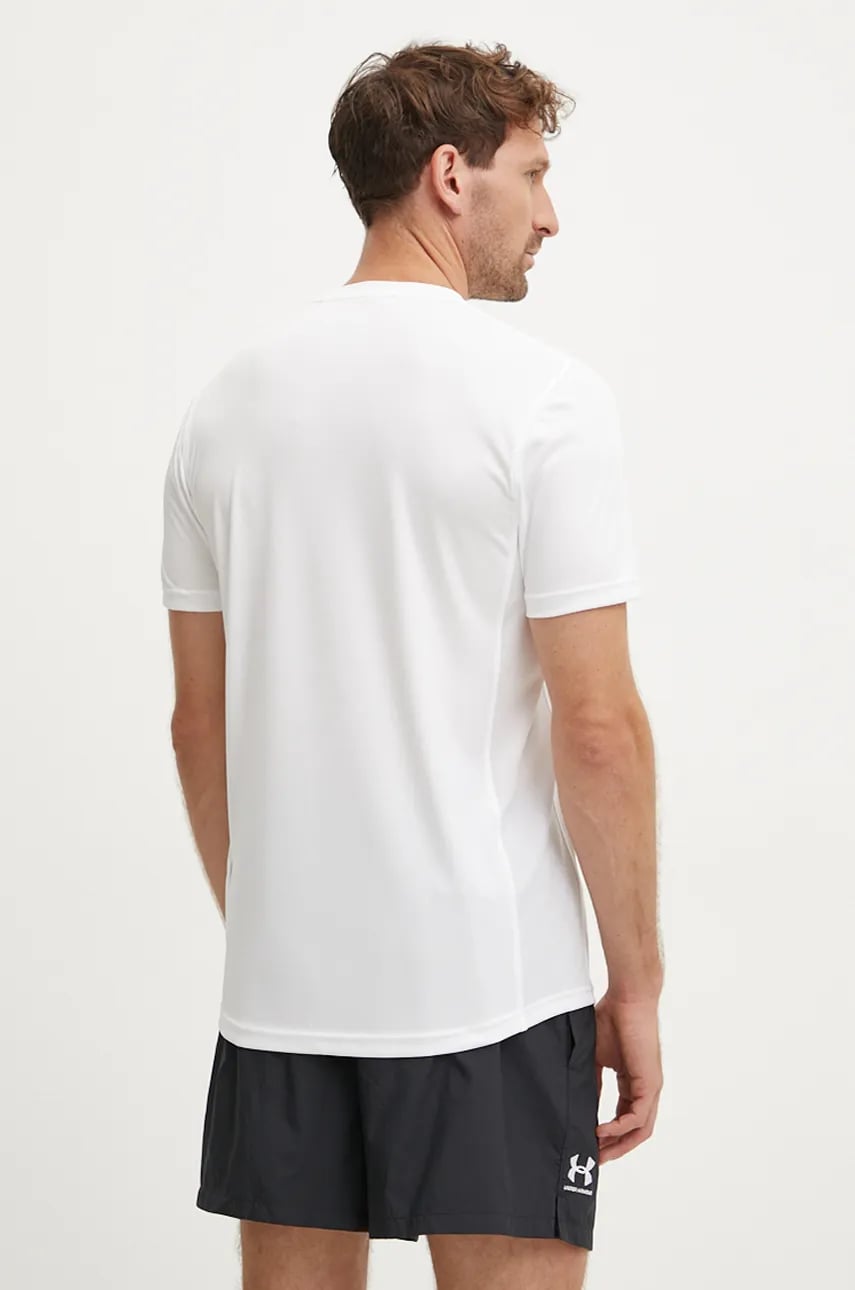 Футболка для тренинга Under Armour Challenger цвет белый однотонная 1379589 Футболка для тренинга Under Armour Challenger цвет белый однотонная 1379589
