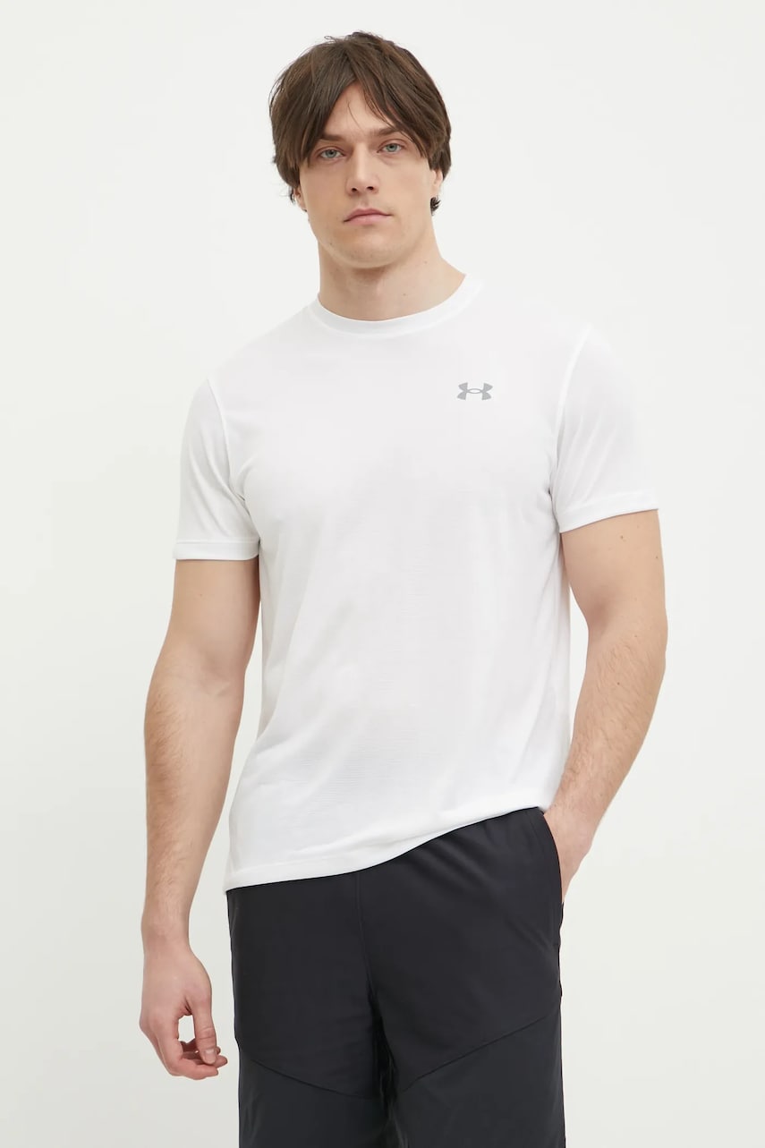 Under Armour tricou de alergare Launch culoarea negru, neted, 1382582