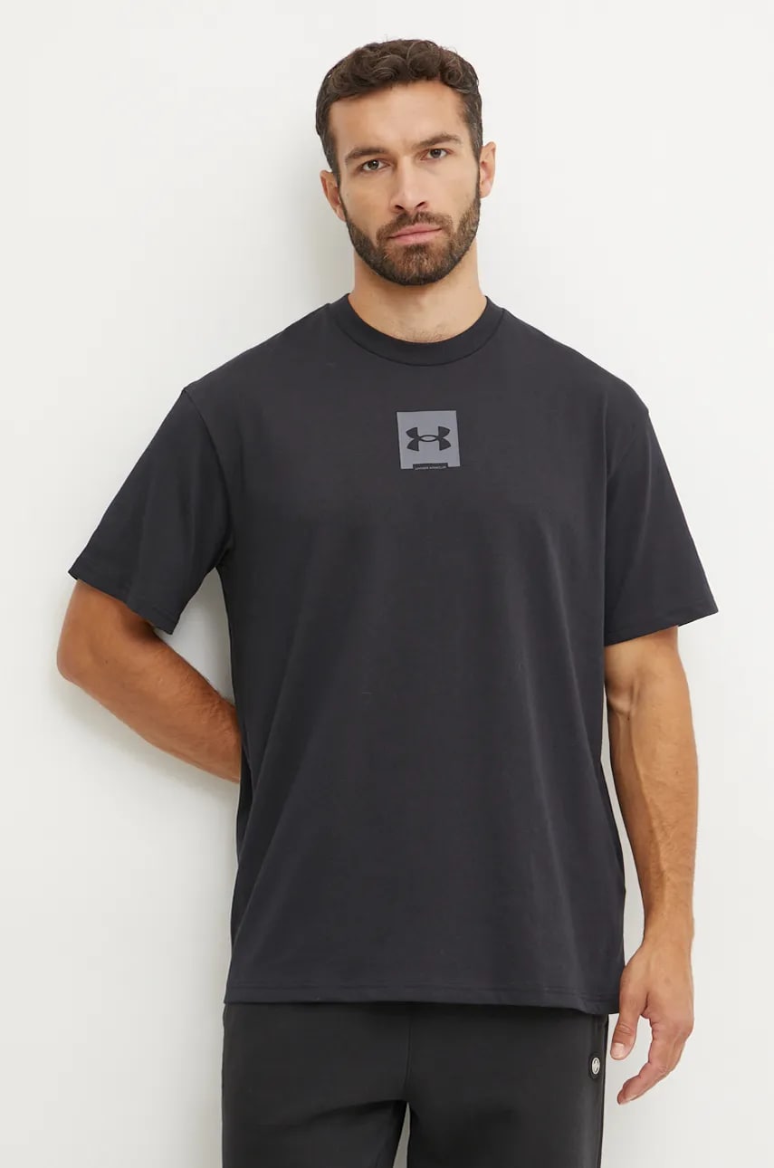 Under Armour tricou din bumbac HW OS BOX barbati, culoarea negru, cu imprimeu, 1386803 Under Armour tricou din bumbac HW OS BOX barbati, culoarea negru, cu imprimeu, 1386803