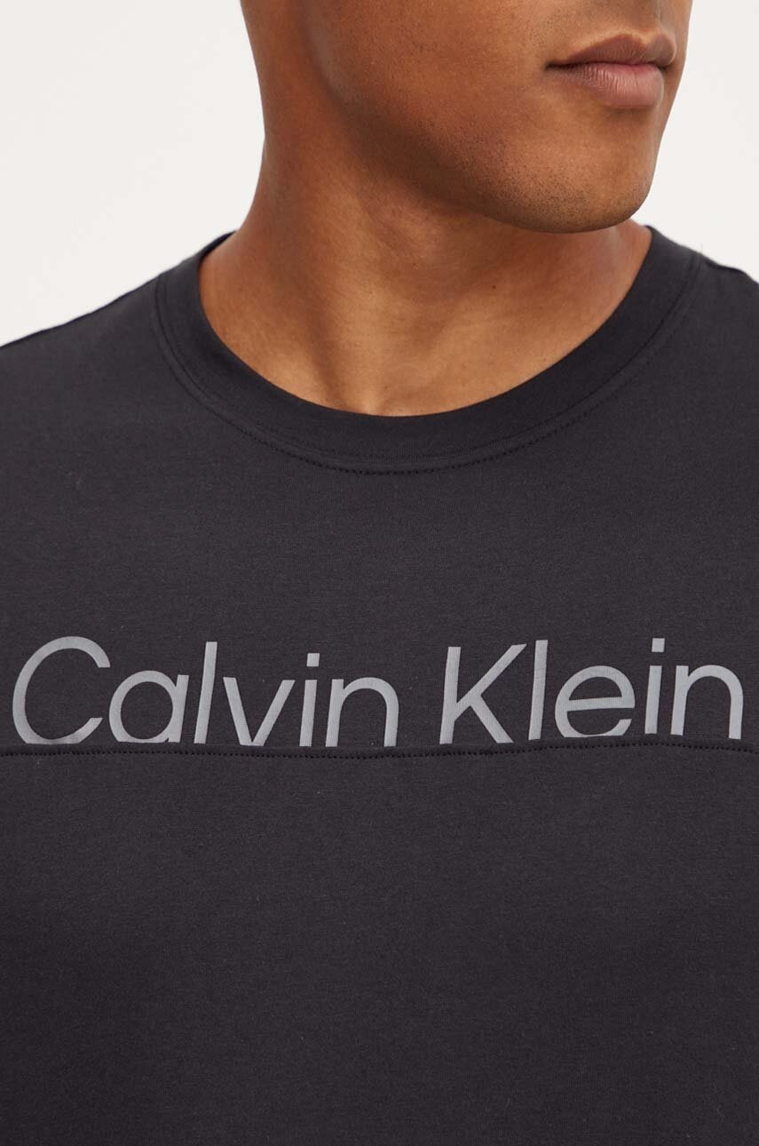 Μπλουζάκι Calvin Klein Performance χρώμα: μαύρο, 00GMF4K142 φωτογραφία