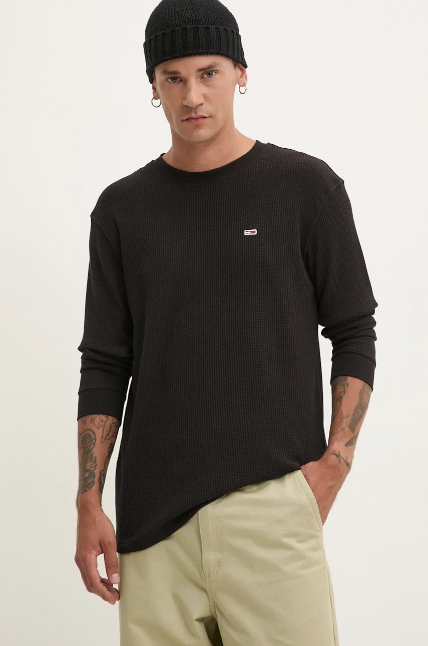 Tommy Jeans longsleeve barbati, culoarea negru, neted, DM0DM19216 Tommy Jeans longsleeve barbati, culoarea negru, neted, DM0DM19216
